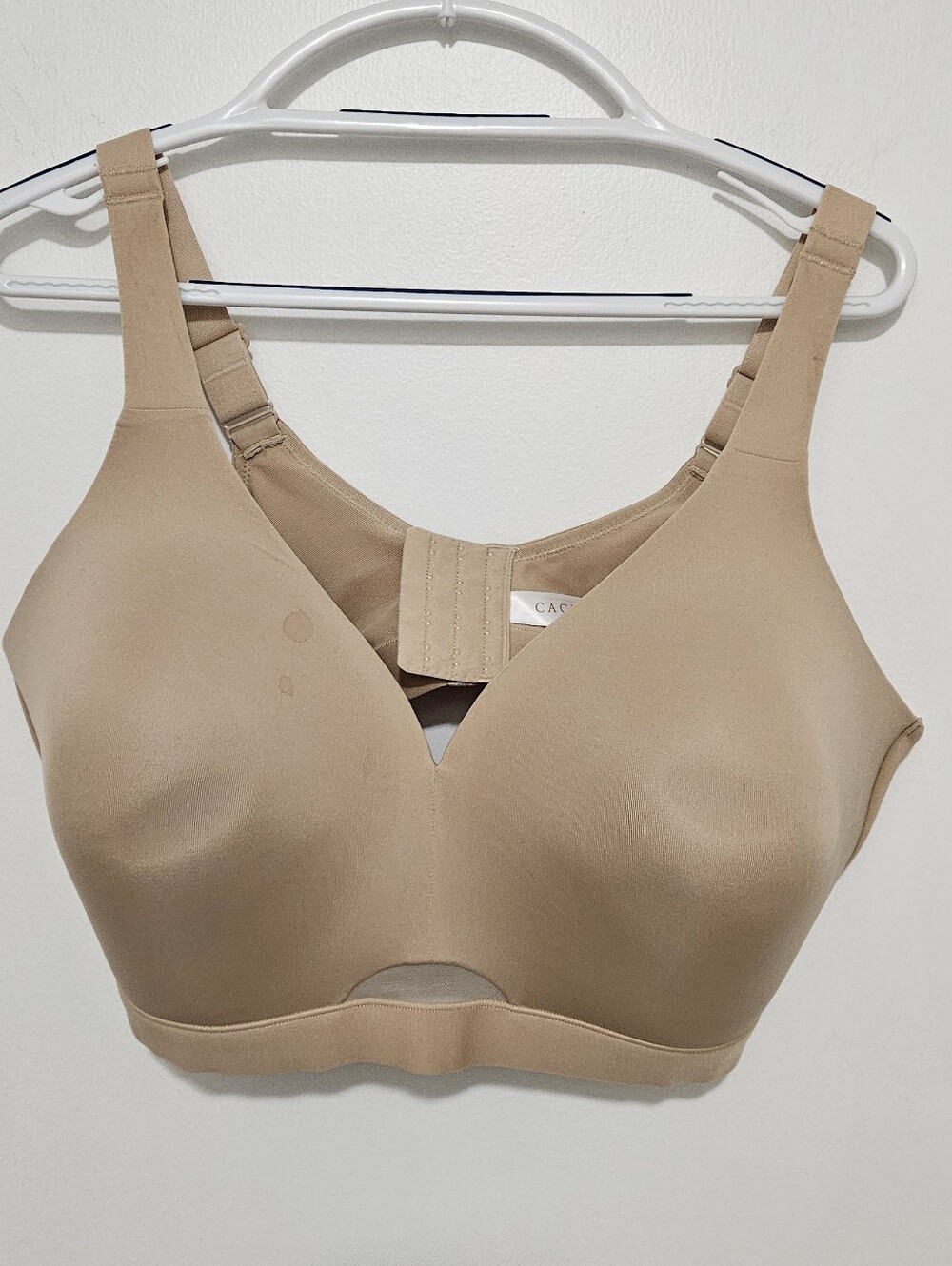 Cacique Tan Seamless‎ Support Bra Size 44 DDD